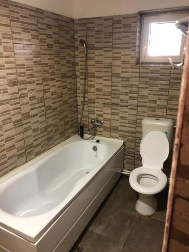 Hostel Mialma, Onești (Foto 10)