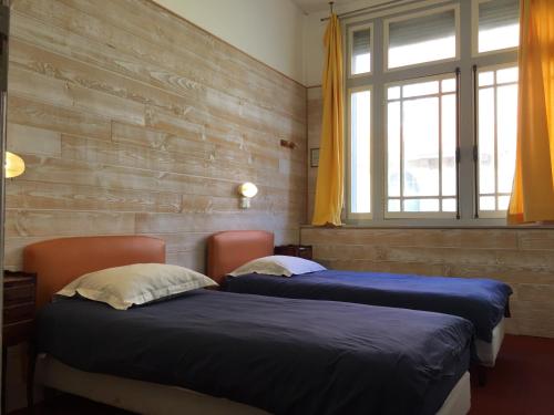 Chambre double avec 1 ou 2 lits, douche