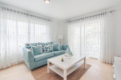 1BR apt Green One Playa Dorada CB4