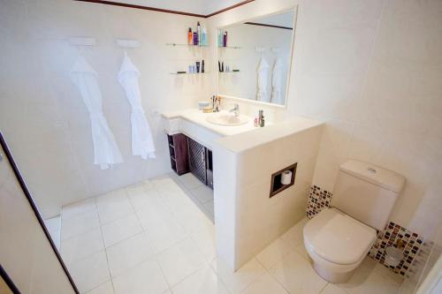 Luxe Villa with Private Pool, Jacuzzi and Spectacular Views Luxe Villa with Private Pool, Jacuzzi and Spectacular Views