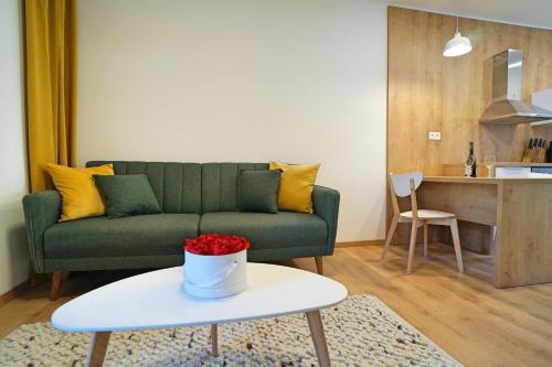 Abbey Road Apartmán Iľanovo (Abbey Road Apartman Ilanovo) in ปลอสติน