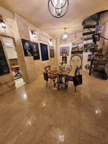 Reeja art gallery in Nazareth