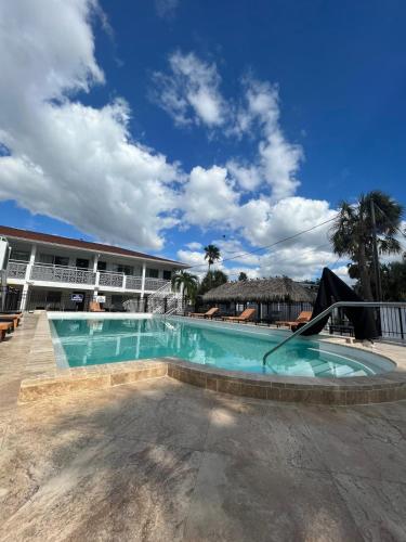 Holiday Isles Resort - image 14
