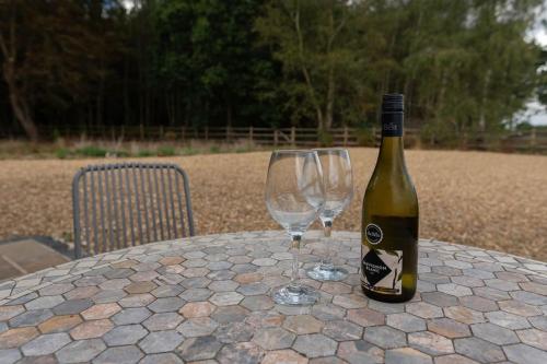 Beautiful barn conversion surrounded by woodland near Newark Show-ground in Stapleford