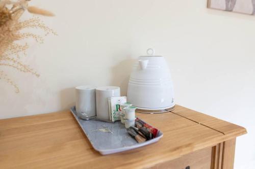 Lovely 1-bed studio & bathroom in converted barn near Newark Show-Ground in Stapleford