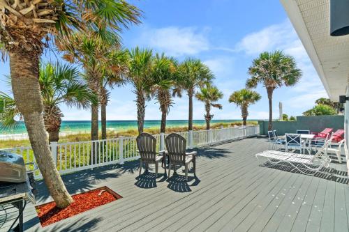 Sun & Sand Beach Retreat - image 12