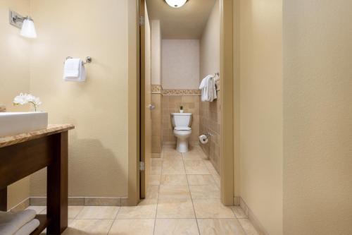 2 bedrooms, 3 beds