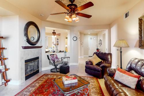 Ocean Pointe Lagoon 121 in Carlsbad, USA