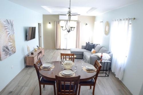 Pen Manor Modern 2 Bedroom Apartment in Port Of Spain