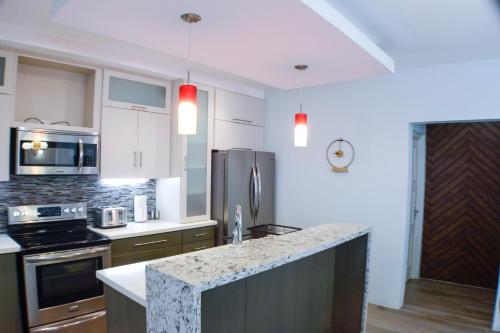 Pen Manor Modern 2 Bedroom Apartment in Port Of Spain