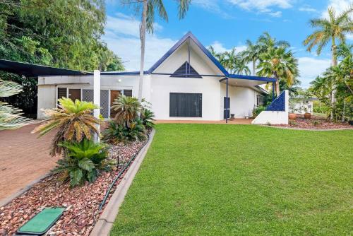 An Absolute Poolside Break by Casuarina Beach, Darwin (zdjęcie 6)