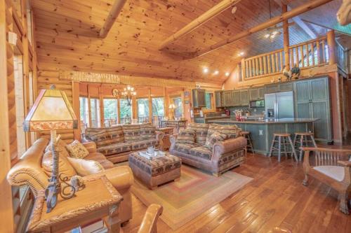 2 HOMES on Douglas Lake - Smoke Rise Lodge & Barn, Dandridge (foto 6)