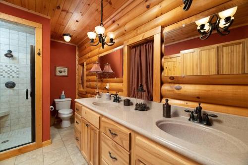 2 HOMES on Douglas Lake - Smoke Rise Lodge & Barn, Dandridge (foto 10)