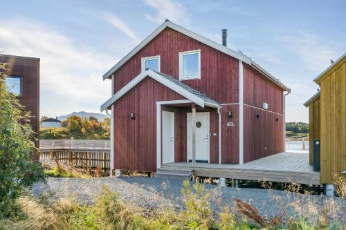 Rorsundet Brygge near สนามบินเบรินเนยซุนด์