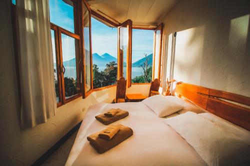 Lush Atitlan