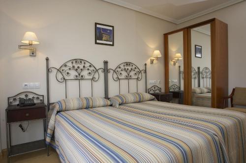 Twin Room with Sea View