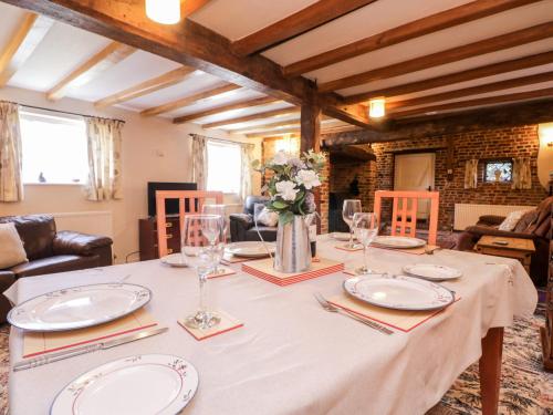 Фасада на хотела, Brew Cottage in Chislet