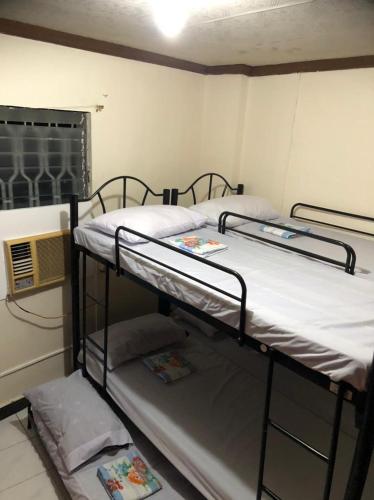 THE MANSION - 24-HOUR Near AirPort Hostel 4 Backpackers, Manila (fotografie 9)