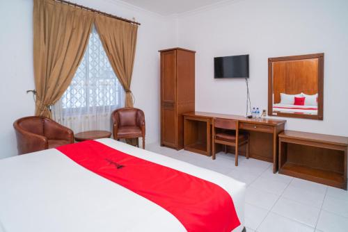 RedDoorz Plus at Hotel Surya Solo – Surakarta (Solo), ID