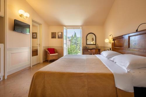 2 twin beds