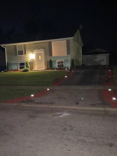 Astonishing 4 bdrm home 30 min to Dwntwn! in Sauk Village, USA