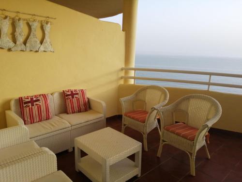 Apartment with Sea View image 6