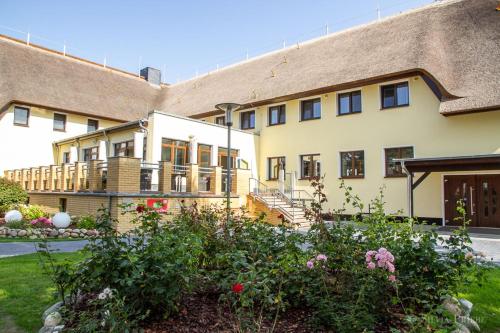 . Ostseehotel Wustrow