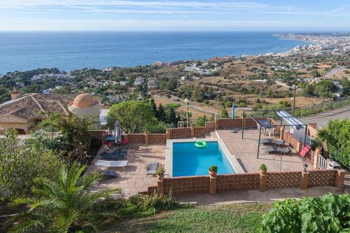 Three-Bedroom Villa image 10