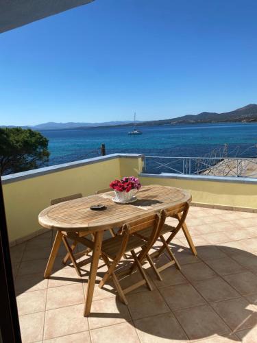 ทัศนียภาพ, โรงแรมตับบี (Hotel Tabby) in กอลโฟ อรันชี