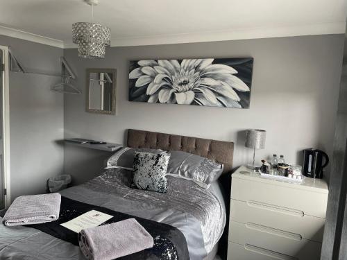 No1 Guest House 3
