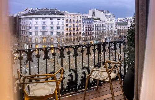 Superior Suite with City View