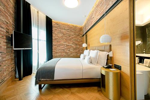 Monument Hotel - image 5