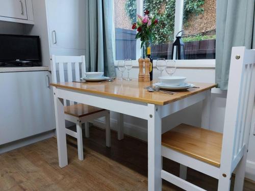 Picture of Inviting 1-Bed Apartment In Herne Bay