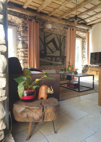 Maison de village avec piscine au-dessus des Cinque Terre in Ricco Del Golfo