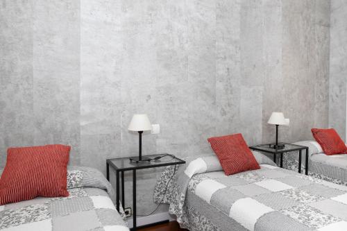 Hostal Tokio - image 3
