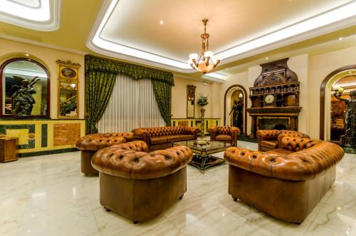 ห้องส่วนกลางสำหรับนั่งเล่น/ดูทีวี, Infanta Cristina in ฮาเอน