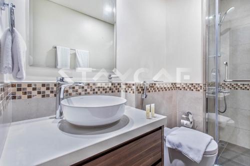 Staycae Holiday Homes - Reva - image 3