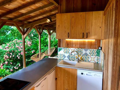 One-Bedroom Cottage image 8