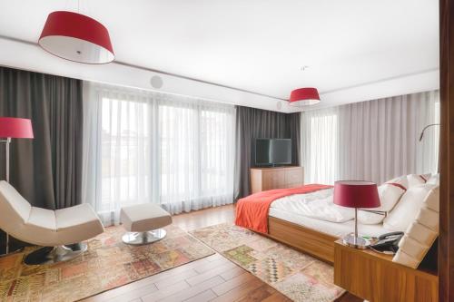 399573939 Holiday Inn Krakow City Centre by IHG