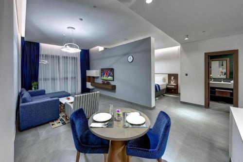 One Bedroom Apartment In DIP By Luxury Bookings - image 3