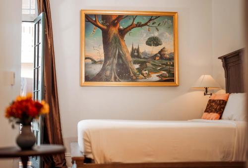 Royal Frenchmen Hotel and Bar - image 5