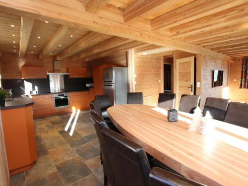 Chalet La Toussuire 7 pièces 14 personnes - FR-1-417-6 - main image