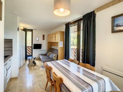 Appartement lumineux 2 étoiles, 32m², animaux admis, 6 pers., parking, ski-in/ski-out - FR-1-417-123 - Apartment - La Toussuire