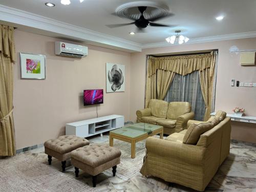D’Lestari Homestay, Seri Kembangan