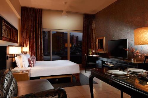 Standard Studio Near Viva Supermarket By Luxury Bookings