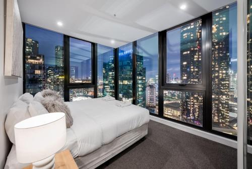 Exclusive Stays - Southbank Grand - Melbourne