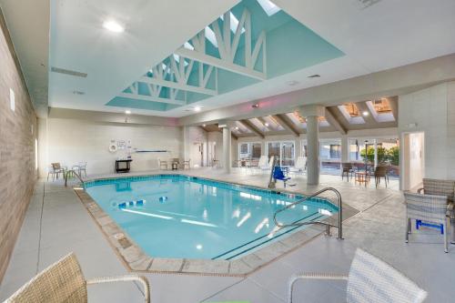 Orangewood Inn & Suites Kansas City Airport in Kansas City, USA