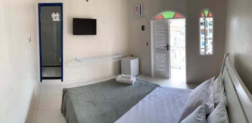 Standard Double Room image 3