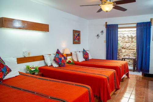 Hotel Panchoy by AHS, Antigua Guatemala (foto 3)