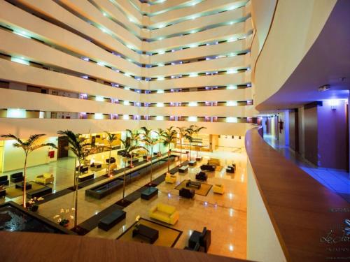 Flat Le Jardin Suites in Bandeirantes